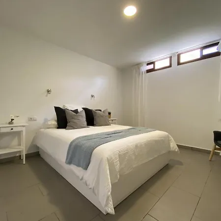 Rural House Arona 1 With Amazing View In Tenerife South Lantställe